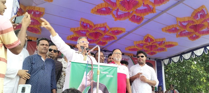‘বাংলার জনগণ ভারতের সাথে সূসম্পর্ক চায়’--চাঁপাইনবাবগঞ্জে সমাবেশে বিএনপি চেয়ারপার্সনের উপদেষ্টা হারুন
